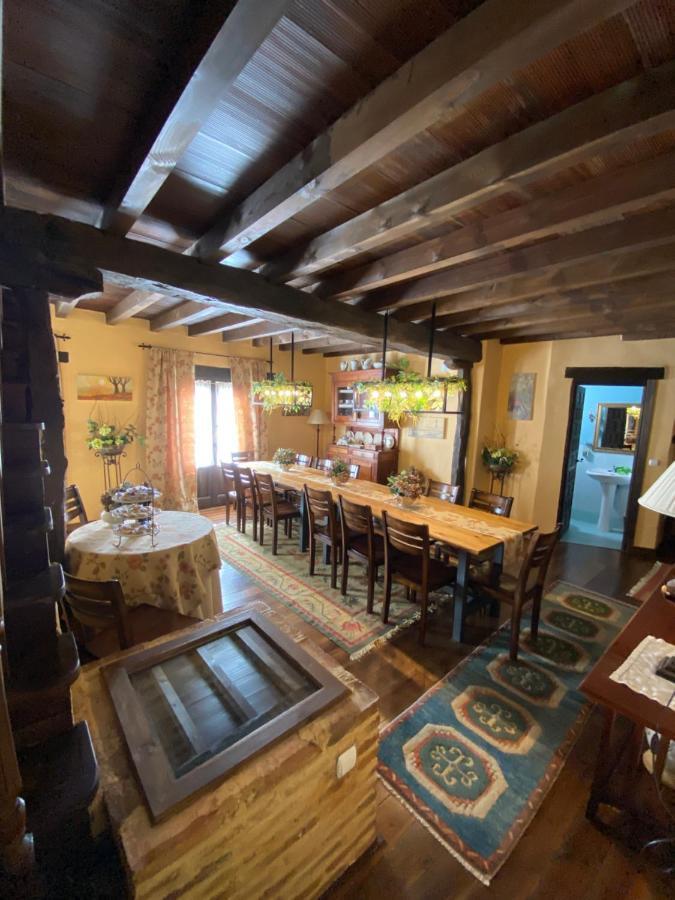 Casa Rural Dos Reales San Cristobal de Boedo Dış mekan fotoğraf